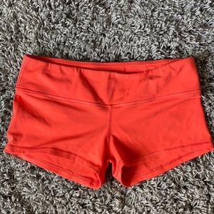 Fleo Shorts